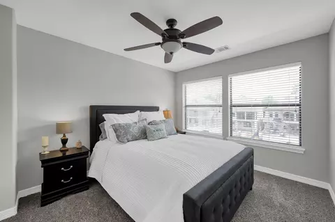 Bedroom - 12394 Pebble View Dr, Conroe, TX 77304 photo 4 of 5