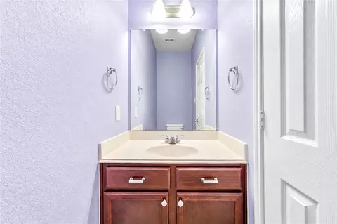 Bath - 1930 Red Cedar Trl, Rosenberg, TX 77471 photo 5 of 5