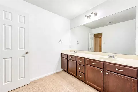 Bath - 1930 Red Cedar Trl, Rosenberg, TX 77471 photo 1 of 5