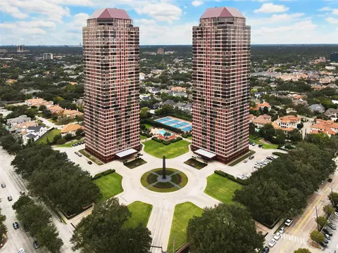 5100 San Felipe St #137, Houston, TX 77056