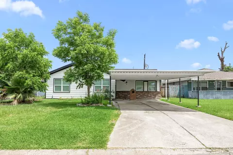 12410 Kitty Ln, Houston, TX 77015