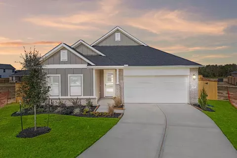 2361 Millican Dr, Dayton, TX 77535