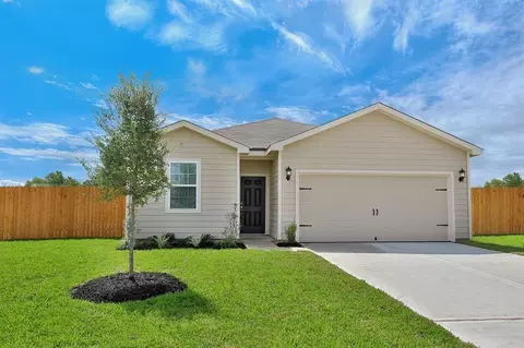 928 Lake View Cir W, Brookshire, TX 77423