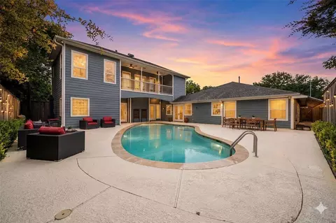 8702 Ilona Ln, Houston, TX 77025