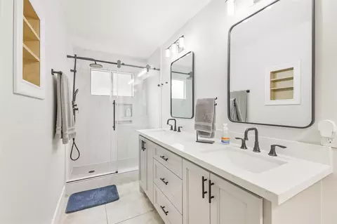 Bath - 22031 Jay Dr, Spring, TX 77373 photo 1 of 4