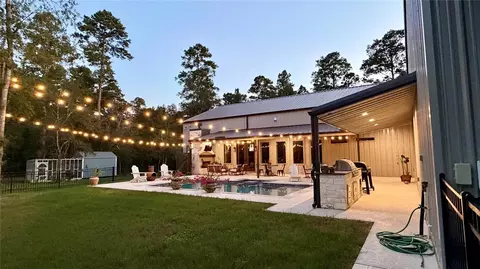 13940 Peterson Rd, Montgomery, TX 77356