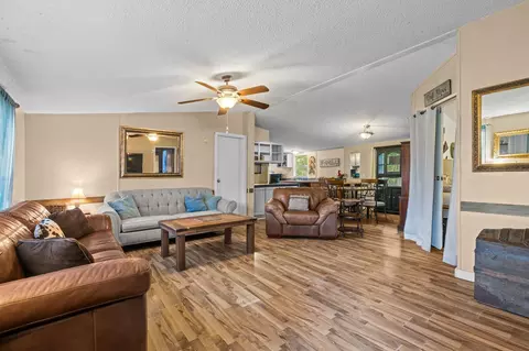 19747 Village Forest Dr, Montgomery, TX 77356