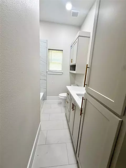 Bath - 40 Seals Ave, Shepherd, TX 77371 photo 7 of 7