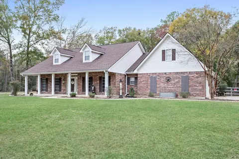 11884 Crestwood St, Lumberton, TX 77657