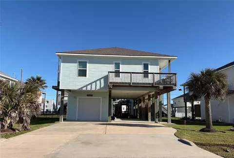 22017 Zachary Dr, Galveston, TX 77554