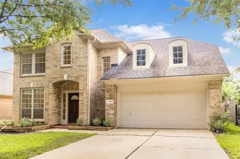 2415 Jasmine Ridge Ct, Houston, TX 77062