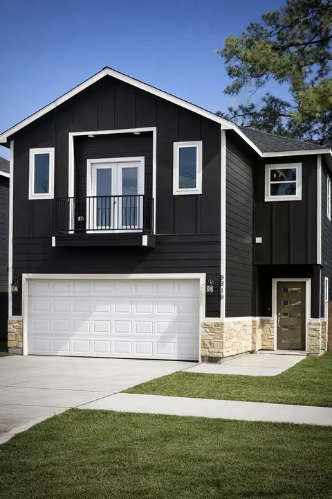 9319 Noel St, Houston, TX 77033