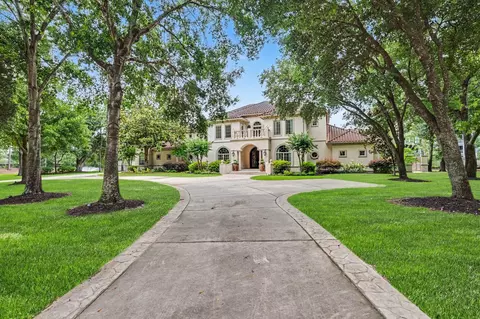 11911 Waterford Estates Ct, Tomball, TX 77377