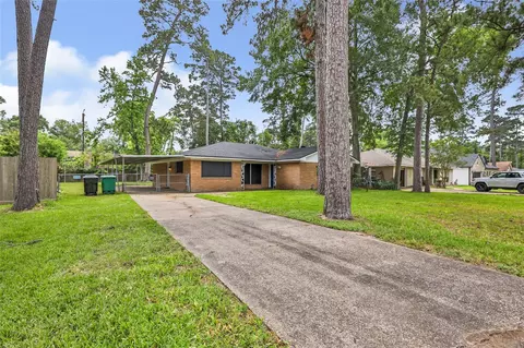 218 Swift Current Dr, Huffman, TX 77336