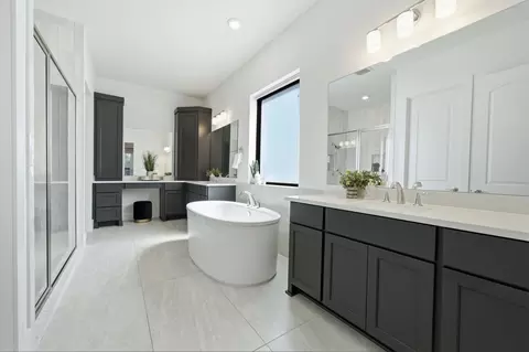 Bath - 4712 Lorelai Ln, Spring, TX 77386 photo 1 of 7
