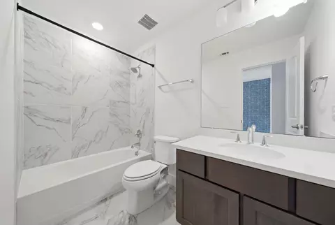 Bath - 4712 Lorelai Ln, Spring, TX 77386 photo 5 of 7