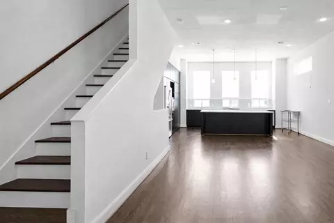 3111 Leeland St, Houston, TX 77003