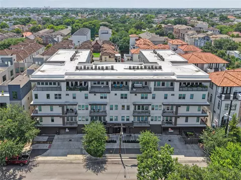 4819 Caroline St #111, Houston, TX 77004