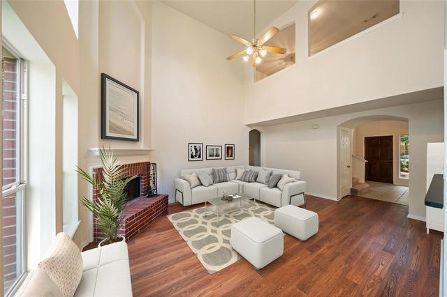 10 Orchid Grove Pl, The Woodlands, TX 77385