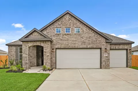 2407 16th St, Bay City, TX 77414
