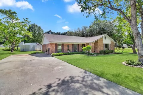 72 Meadow Wood Dr, Trinity, TX 75862 photo 1