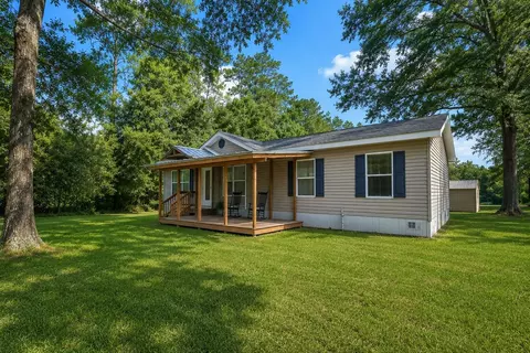 351 Martin Creek Dr, Cleveland, TX 77328