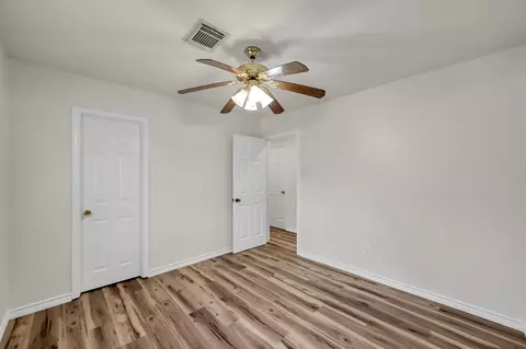 Bedroom - 6 Forest Holw, Trinity, TX 75862 photo 5 of 7