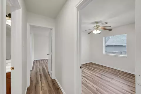 Entry Way - 6 Forest Holw, Trinity, TX 75862 photo 5 of 5