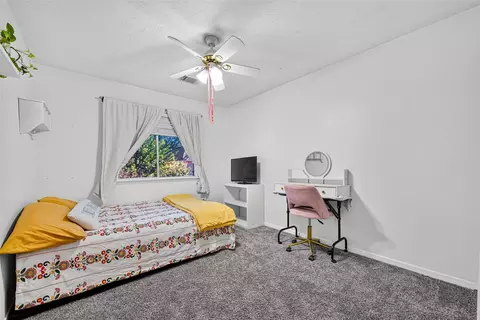 Bedroom - 5111 Scottline Dr, Pasadena, TX 77505 photo 1 of 10