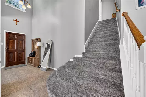 Entry Way - 5111 Scottline Dr, Pasadena, TX 77505 photo 5 of 7