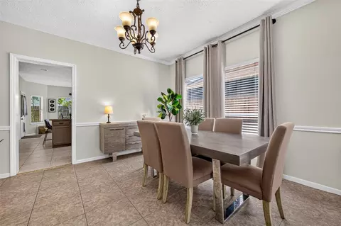 Dining - 5111 Scottline Dr, Pasadena, TX 77505 photo 4 of 7