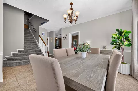 Dining - 5111 Scottline Dr, Pasadena, TX 77505 photo 3 of 7