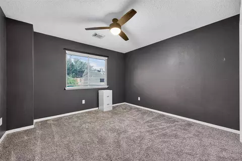 Bedroom - 5111 Scottline Dr, Pasadena, TX 77505 photo 4 of 10