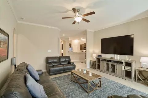 Living - 655 Oak Circle Dr E, Conroe, TX 77301 photo 1 of 1