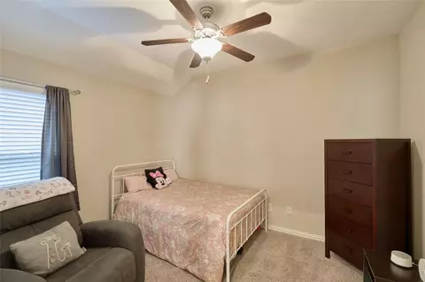 Bedroom - 655 Oak Circle Dr E, Conroe, TX 77301 photo 4 of 4