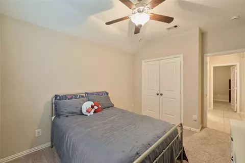 Bedroom - 655 Oak Circle Dr E, Conroe, TX 77301 photo 2 of 4