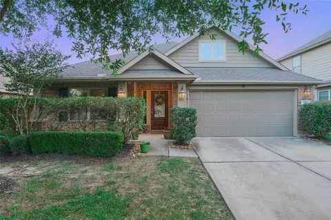 Exterior - 655 Oak Circle Dr E, Conroe, TX 77301 photo 6 of 8