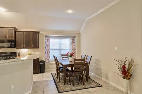 Dining - 655 Oak Circle Dr E, Conroe, TX 77301 photo 2 of 2
