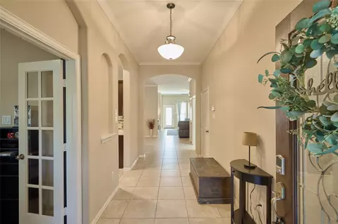 Entry Way - 655 Oak Circle Dr E, Conroe, TX 77301 photo 1 of 4