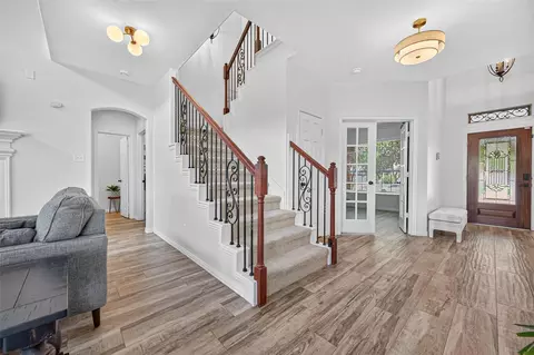 Entry Way - 9634 Empress Crossing Dr, Spring, TX 77379 photo 3 of 6