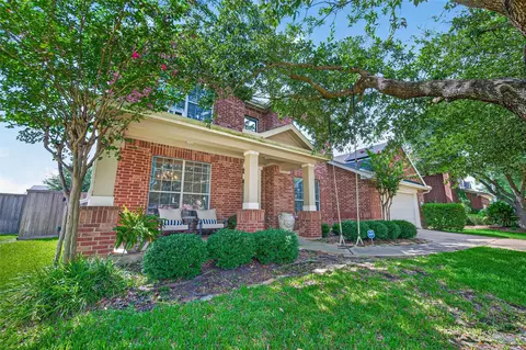 Exterior - 9634 Empress Crossing Dr, Spring, TX 77379 photo 2 of 6