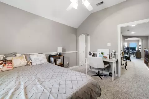 Bedroom - 29911 Adobe Falls Dr, Spring, TX 77386 photo 6 of 7