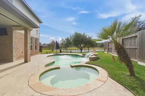 Exterior - 29911 Adobe Falls Dr, Spring, TX 77386 photo 6 of 8