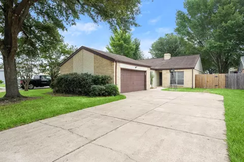11718 Ridge Run Dr, Houston, TX 77064