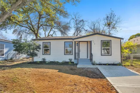 613 19th Ave N, Texas City, TX 77590