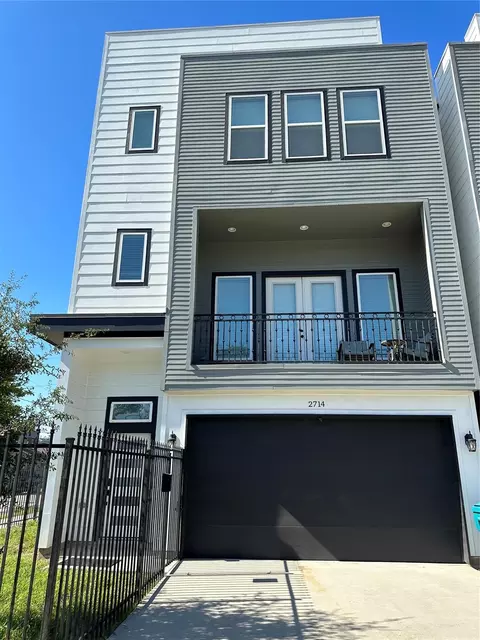 2714 Nagle St, Houston, TX 77004