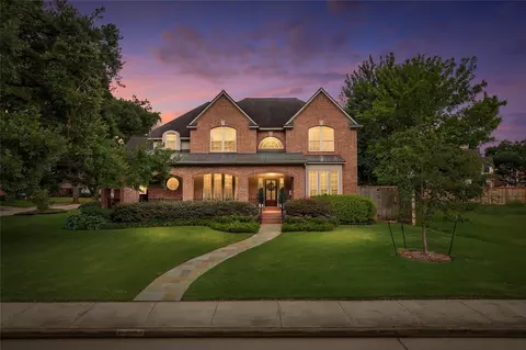 3731 Linkview Dr, Houston, TX 77025