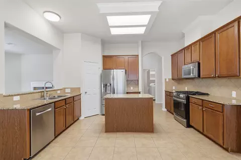 Kitchen - 6403 Pinyon Trail Dr, Spring, TX 77389 photo 2 of 3