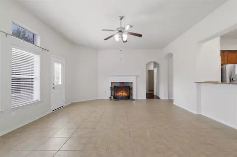Living - 6403 Pinyon Trail Dr, Spring, TX 77389 photo 5 of 7