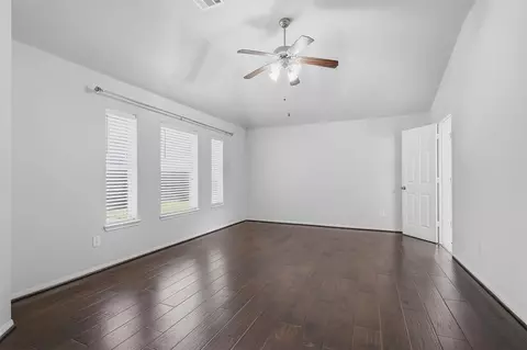 Living - 6403 Pinyon Trail Dr, Spring, TX 77389 photo 7 of 7
